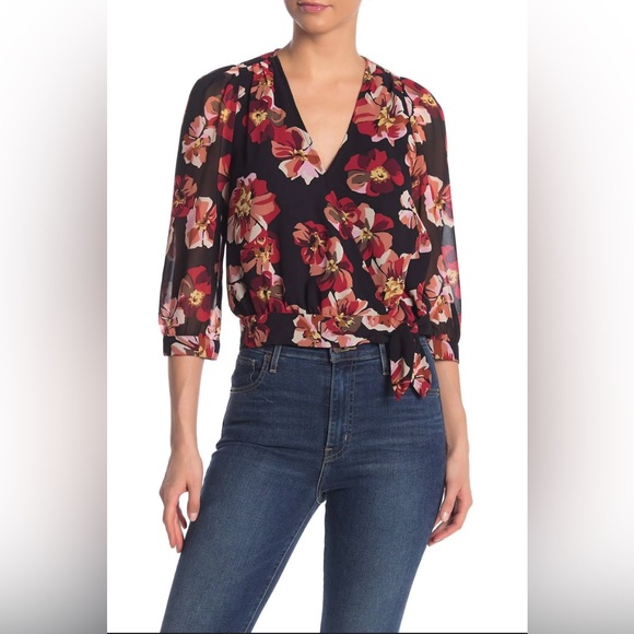 Madewell Floral Tie Front Wrap Blouse
Size Medium - Picture 1 of 9